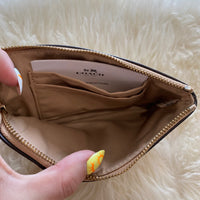 Load image into Gallery viewer, COACH BOUTIQUE
