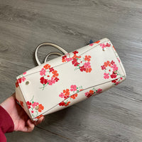 Load image into Gallery viewer, KATE SPADE BOUTIQUE
