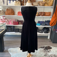 Load image into Gallery viewer, Tyler Boe Size SMALL BOUTIQUE

