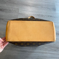 Load image into Gallery viewer, Louis Vuitton DESIGNER
