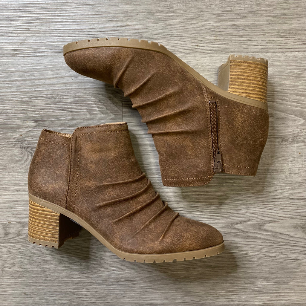 LIFESTRIDE Size 8 SHOE