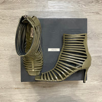 Load image into Gallery viewer, Dorothee Schumacher Size 9 DESIGNER
