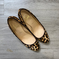 Load image into Gallery viewer, Christian Louboutin Size 8 DESIGNER
