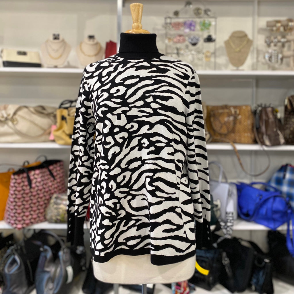 CHICOS Size LARGE TOPS