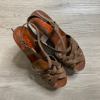 Load image into Gallery viewer, KORS Size 7 1/2 BOUTIQUE
