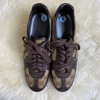 Load image into Gallery viewer, GUCCI Size 6 DESIGNER
