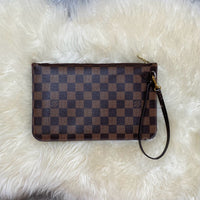 Load image into Gallery viewer, Louis Vuitton DESIGNER
