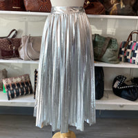 Load image into Gallery viewer, VESTIQUE Size SMALL SKIRT
