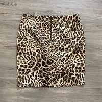 Load image into Gallery viewer, CABI Size 6 SKIRT
