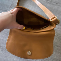 Load image into Gallery viewer, COACH BOUTIQUE
