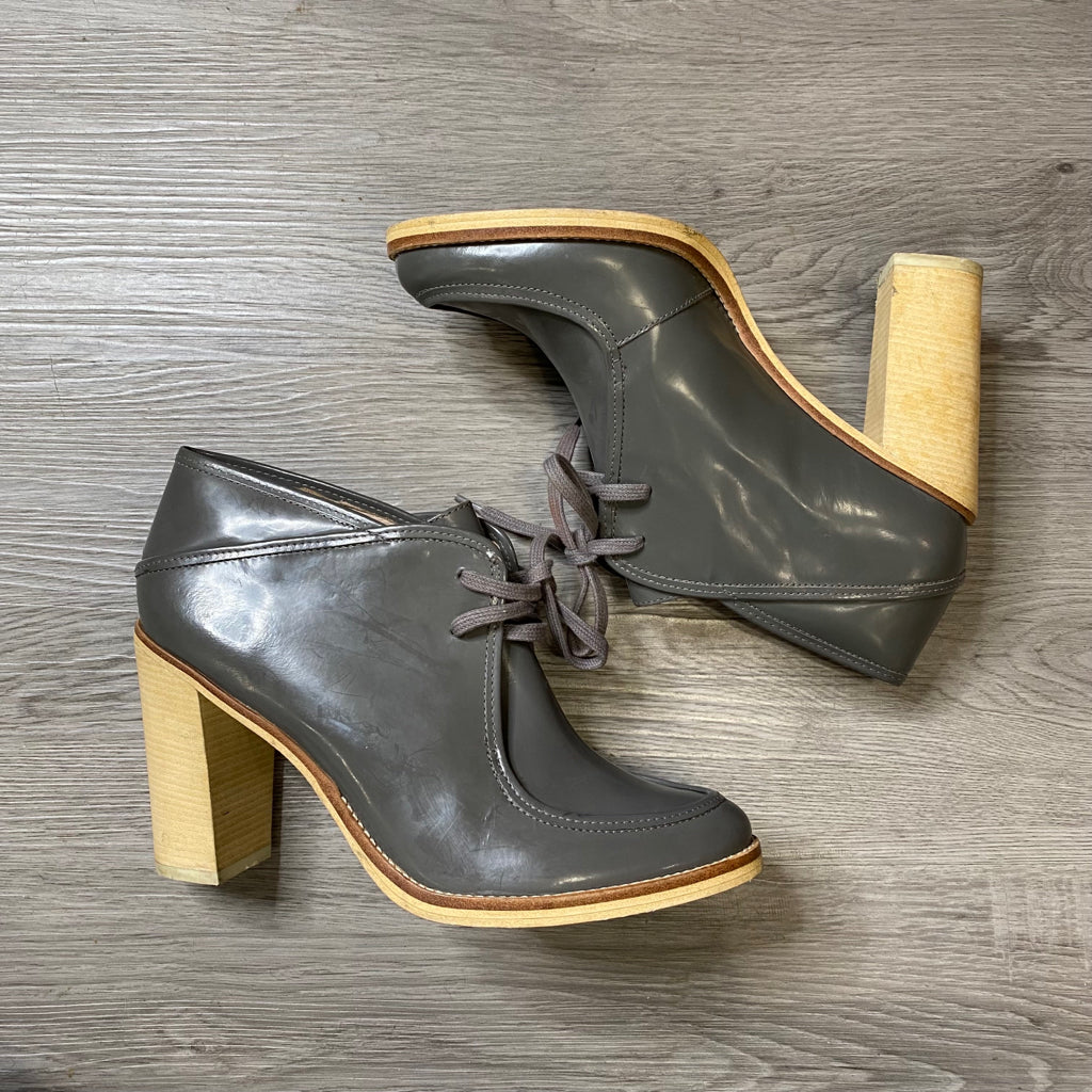 10 Crosby Size 9 BOUTIQUE