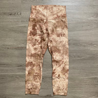 Load image into Gallery viewer, Lululemon Size 6 ATHLETIC WEAR
