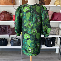 Load image into Gallery viewer, Pomander Place Size LARGE BOUTIQUE
