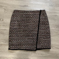 Load image into Gallery viewer, LOFT Size 4 SKIRT
