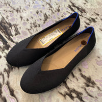 Load image into Gallery viewer, ROTHY'S Size 10 SHOE
