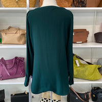 Load image into Gallery viewer, LAUREN Size LARGE TOPS
