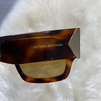 Load image into Gallery viewer, Victoria Beckham DESIGNER

