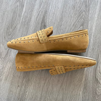 Load image into Gallery viewer, Diba True Size 9 1/2 BOUTIQUE

