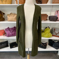 Load image into Gallery viewer, TALBOTS Size XS TOPS
