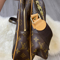 Load image into Gallery viewer, Louis Vuitton DESIGNER
