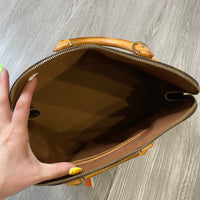 Load image into Gallery viewer, Louis Vuitton DESIGNER
