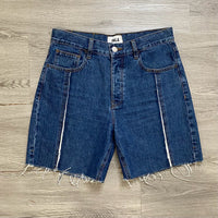 Load image into Gallery viewer, Dala Size 29/8 BOUTIQUE
