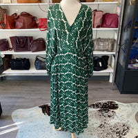 Load image into Gallery viewer, Size M/L SOFIA BOUTIQUE
