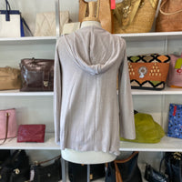 Load image into Gallery viewer, Barefoot Dreams Size SMALL TOPS
