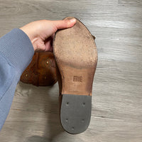 Load image into Gallery viewer, FRYE Size 9 BOUTIQUE
