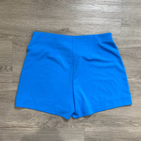 Load image into Gallery viewer, White House Black Market Size 10 SHORTS
