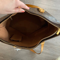 Load image into Gallery viewer, Louis Vuitton DESIGNER

