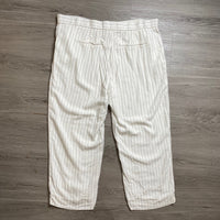 Load image into Gallery viewer, Abercrombie &amp; Fitch Size 34/18 PLUS
