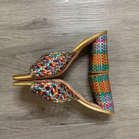 Load image into Gallery viewer, Antonio Melani Size 7 SHOE
