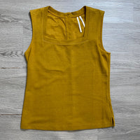 Load image into Gallery viewer, ANTHROPOLOGIE Size SMALL TOPS

