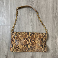 Load image into Gallery viewer, Tory Burch BOUTIQUE

