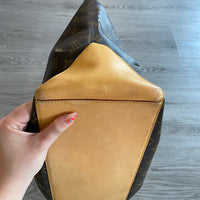 Load image into Gallery viewer, Louis Vuitton DESIGNER
