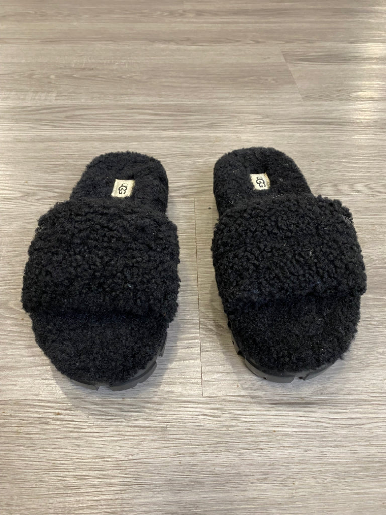 UGG Size 6 BOUTIQUE