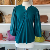 Load image into Gallery viewer, CHICOS Size LARGE TOPS
