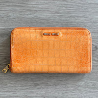 Load image into Gallery viewer, MIU MIU DESIGNER
