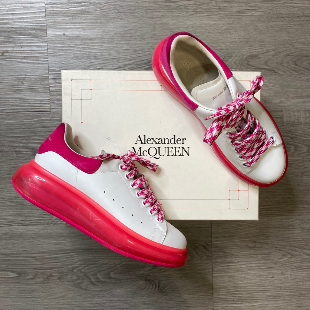 Alexander McQueen Size 9 DESIGNER