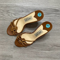 Load image into Gallery viewer, Jimmy Choo Size 7 1/2 DESIGNER
