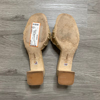 Load image into Gallery viewer, Larroude Size 9 BOUTIQUE
