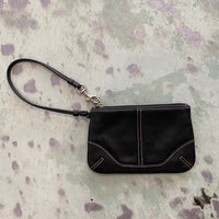 Load image into Gallery viewer, COACH BOUTIQUE

