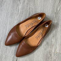Load image into Gallery viewer, ZODIAC Size 9 SHOE
