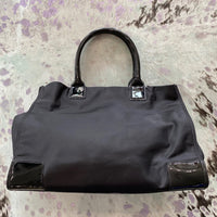 Load image into Gallery viewer, Tory Burch BOUTIQUE
