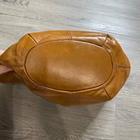 Load image into Gallery viewer, HOBO BOUTIQUE
