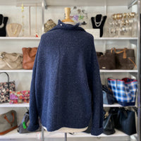 Load image into Gallery viewer, Vince Size XL BOUTIQUE
