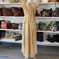 Load image into Gallery viewer, Marie Oliver Size 4 BOUTIQUE

