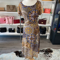 Load image into Gallery viewer, Signature Robbie Bee Size XL DRESS
