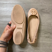 Load image into Gallery viewer, Tory Burch Size 9 BOUTIQUE
